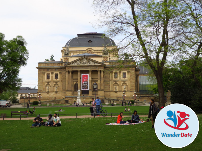 Vom Kurpark Wi zum Kochbrunnen