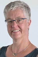Christiane J. Christiane J.